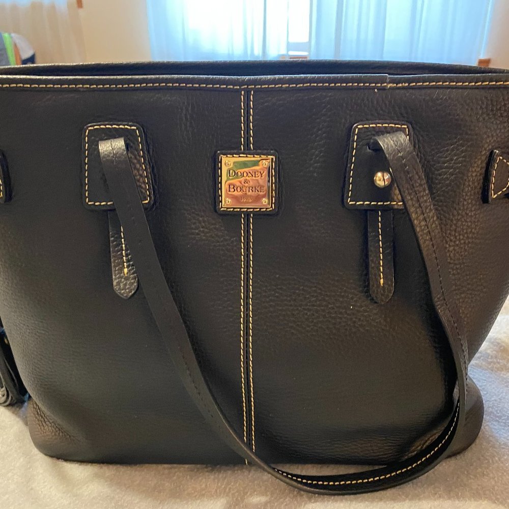 Dooney & Burke Tote Bag